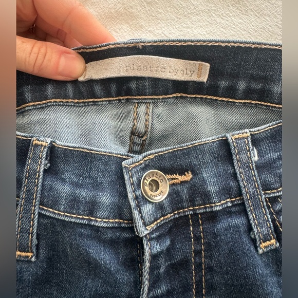 Size 29 Plastic by Gly Jeans. - Picture 2 of 4